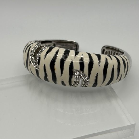 Belle Etoile TIGRIS Sterling Silver Cuff Bracelet Black White Enamel With CZs